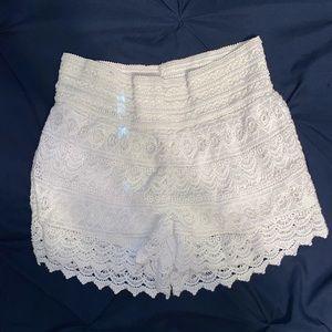 Refuge lace shorts S